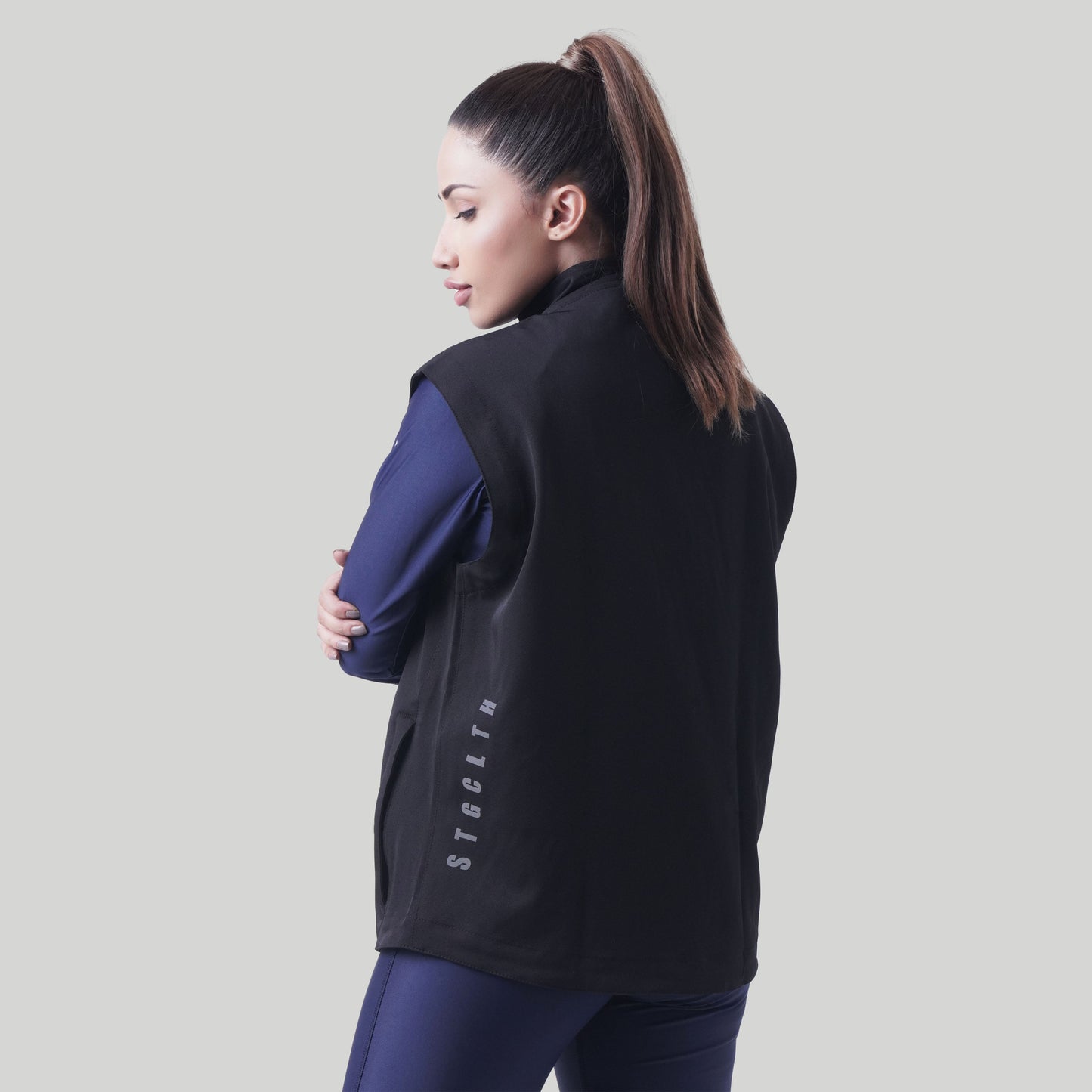 Stag Unisex Sports Sleeveless Jacket (Black)